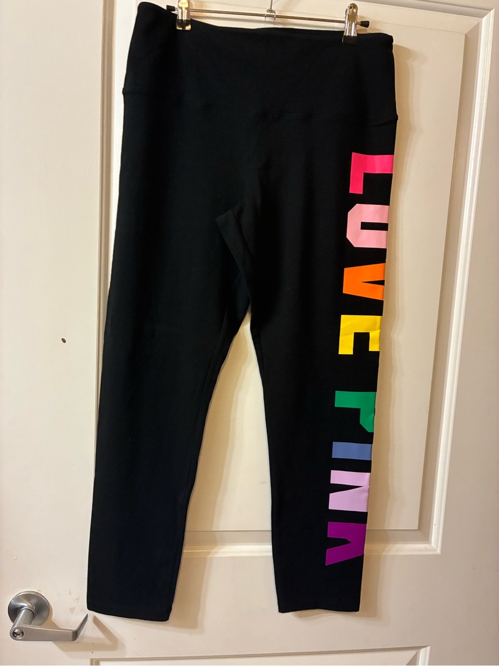 PINK Victoria's Secret Black Leggings with Multicolor LOVE PINK Side Print